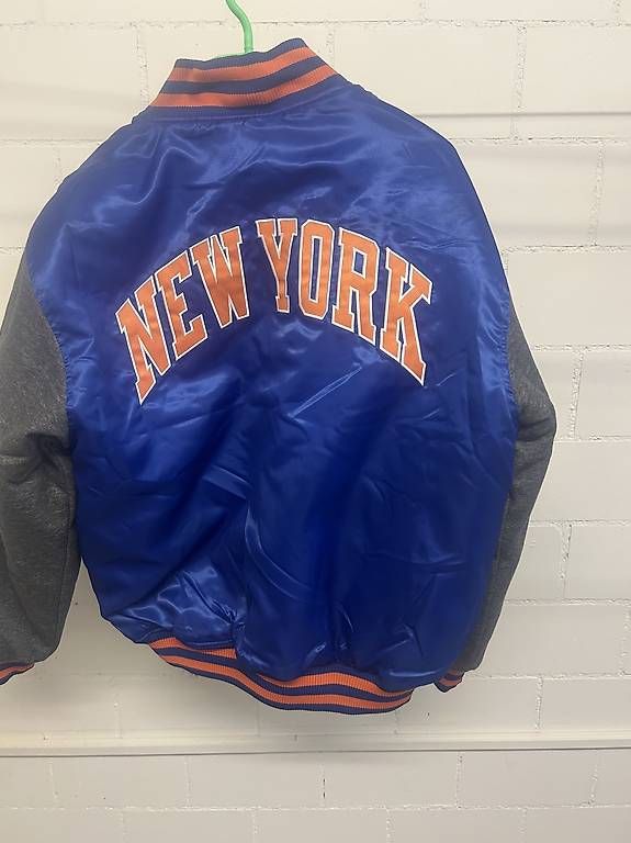 Giacche: NBA NY Knicks Home Jacket – Usato da Effretikon venduto da PrimeTimeB 1