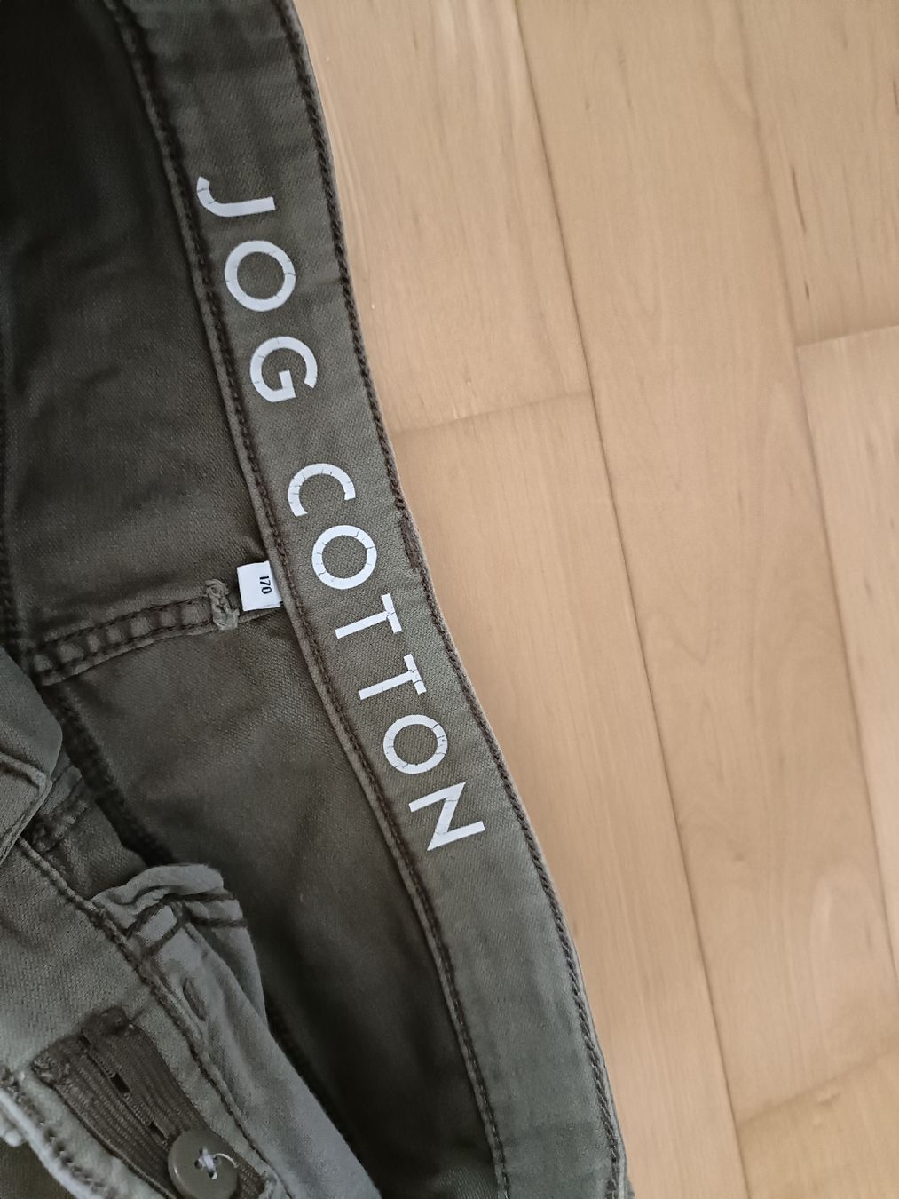 Pantaloni: Kurzehose Gr 170 – Usato da Gossau SG venduto da scania1509 1