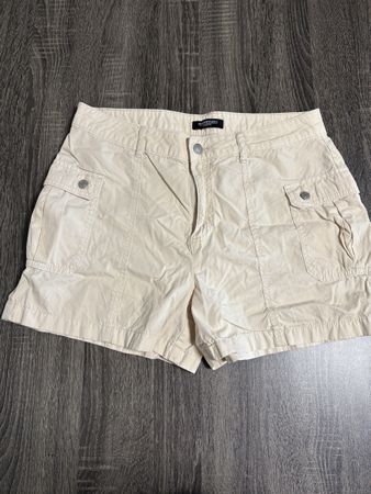 Damen Shorts,Gr.40;C&A