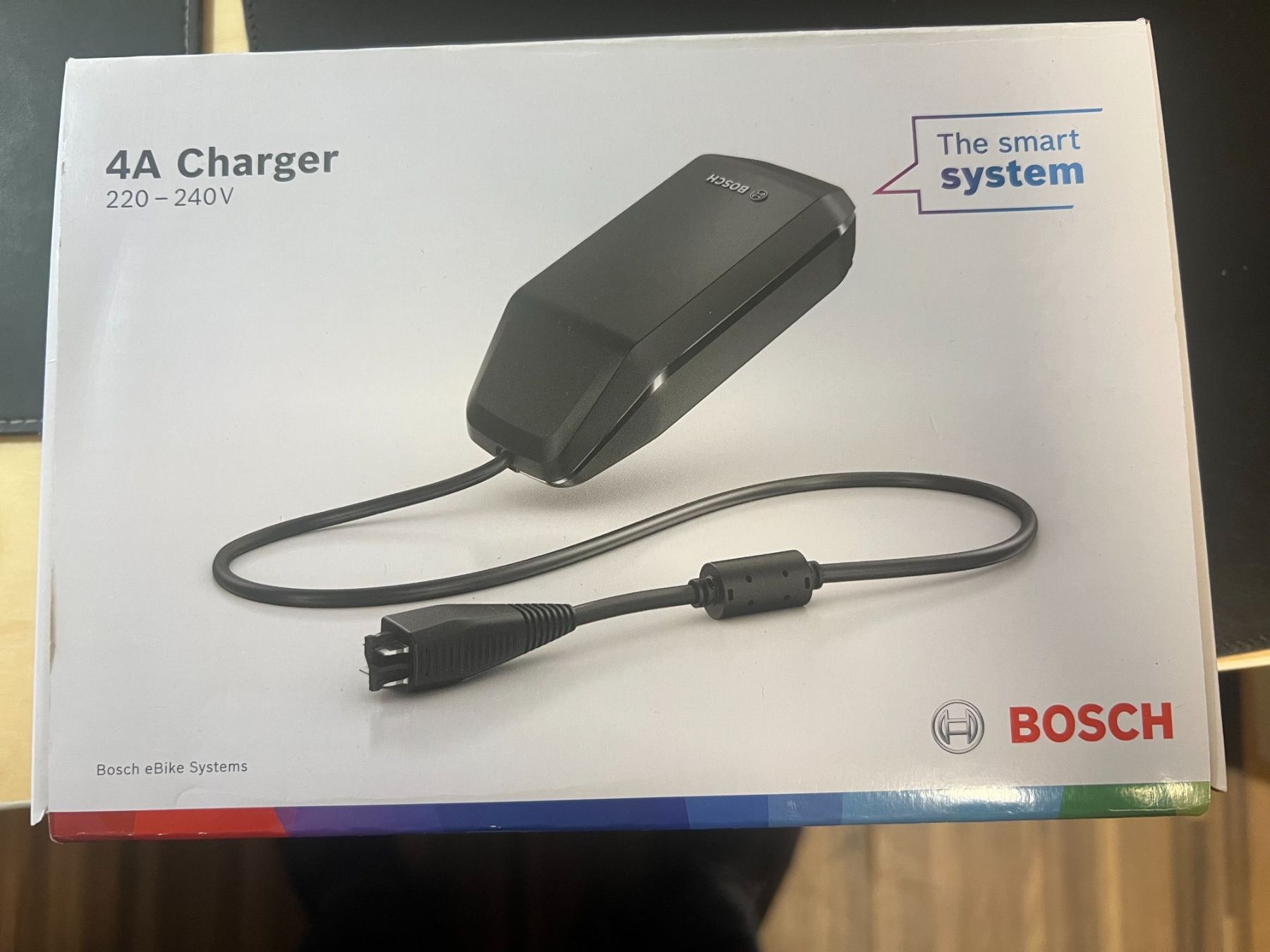 Bosch Caricabatterie: Chargeur e-bike Bosch BPC3400 – Nuovo e nell'imballaggio originale da Lausanne venduto da ffhoud