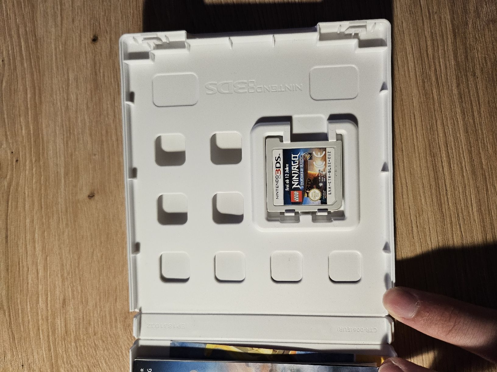 Spiele: Ninjago Shadow of Ronin 3DS – Gebraucht aus Poliez-le-Grand von enz_8vrj 2