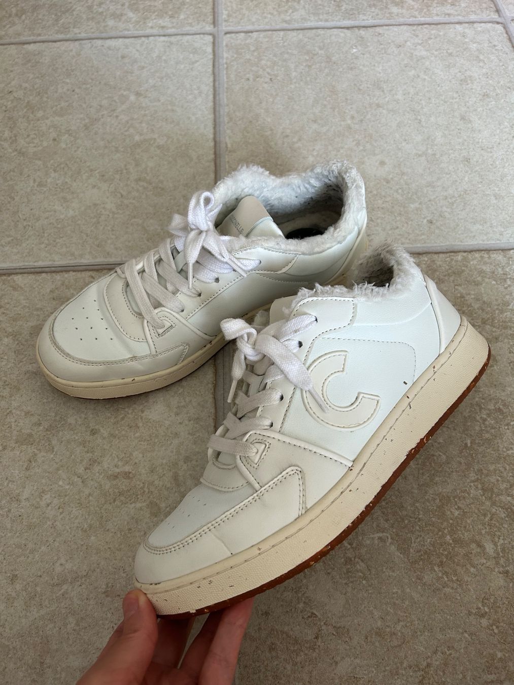 Coccinelle Scarpe da donna: Baskets Coccinelle 39 – Usato da Courroux venduto da Yermakova