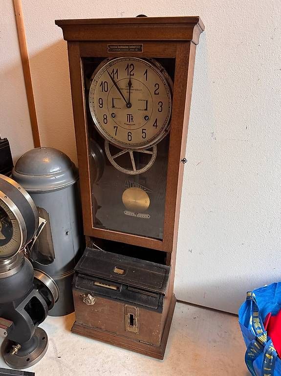 Tous les outils: Antike Stempeluhr - ca. 1930 – D'occasion à Baden par Sheeria212