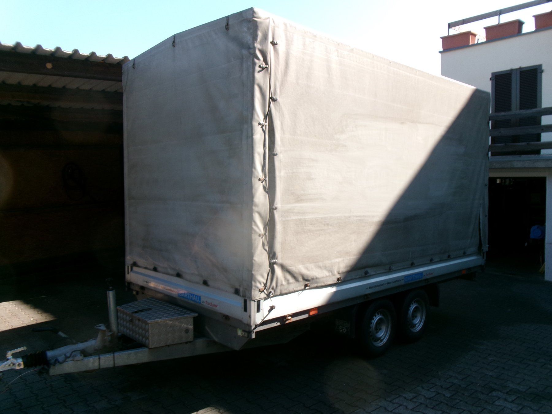 Rimorchi: Anhänger mit Blache  3500 Kg. – Usato da Muhen venduto da Bschaf 2