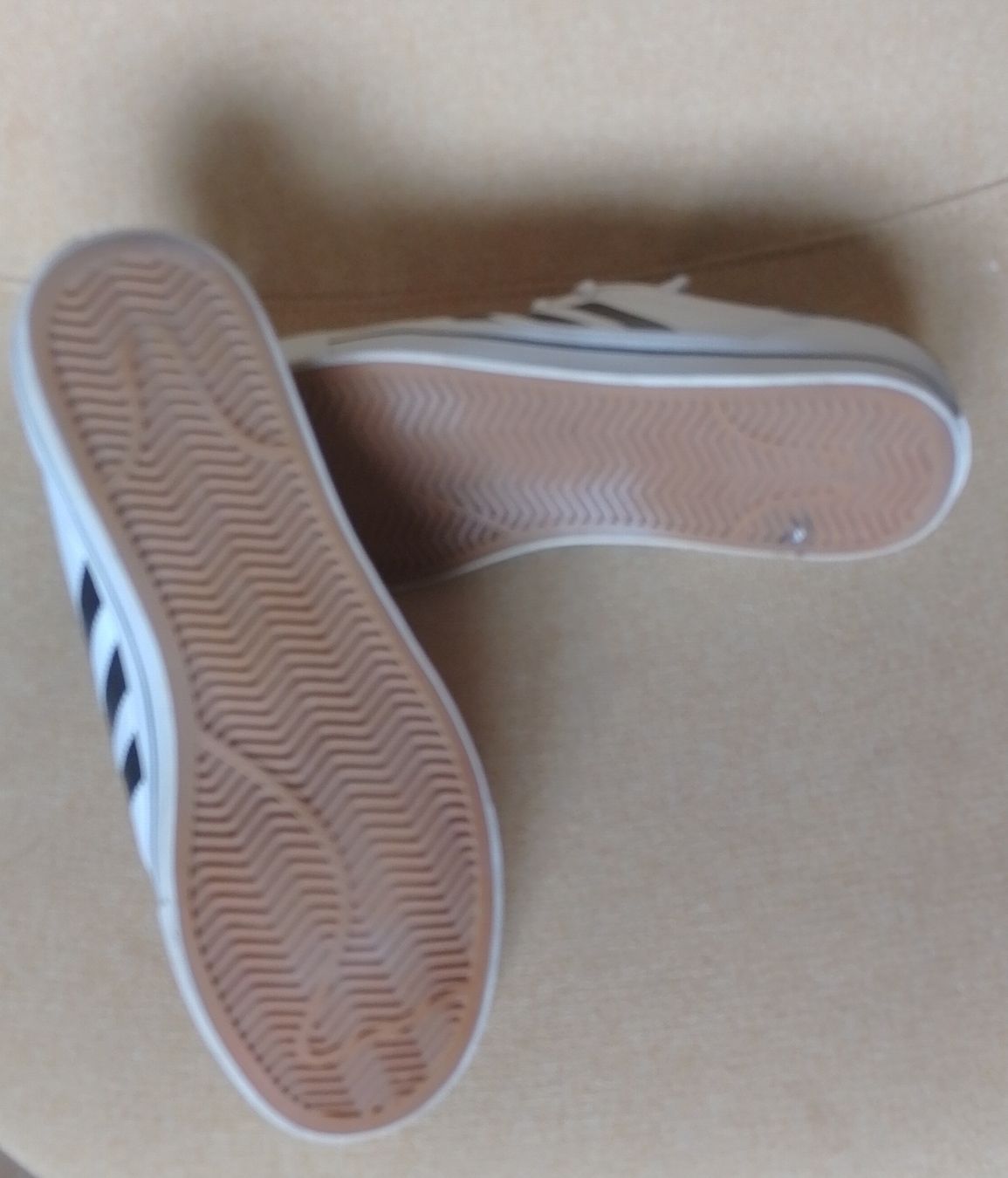 Adidas Herrenschuhe: Adidas Sneaker weiss, vintage Model – Gebraucht aus Uznach von EMaria83 4