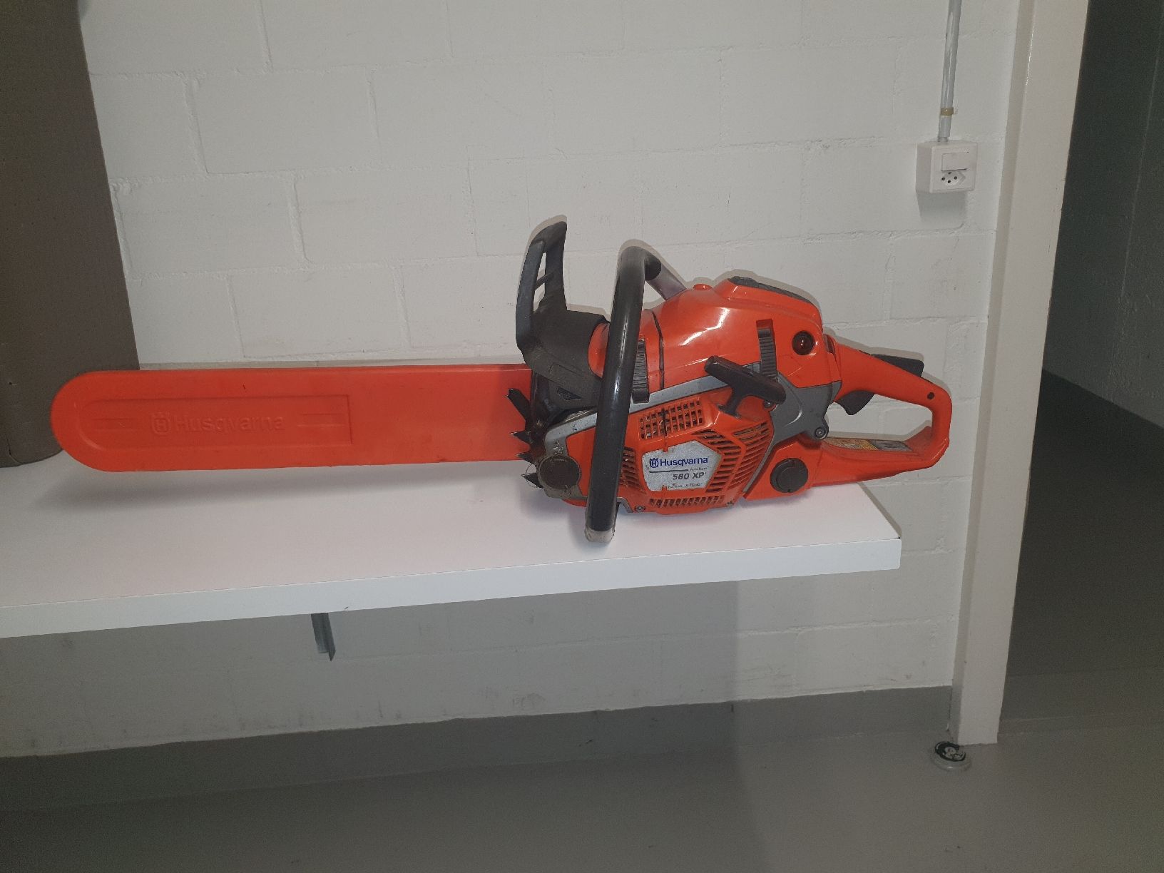 Husqvarna Scies: motorsäge husqvarna – D'occasion à Winterthur par Xiany