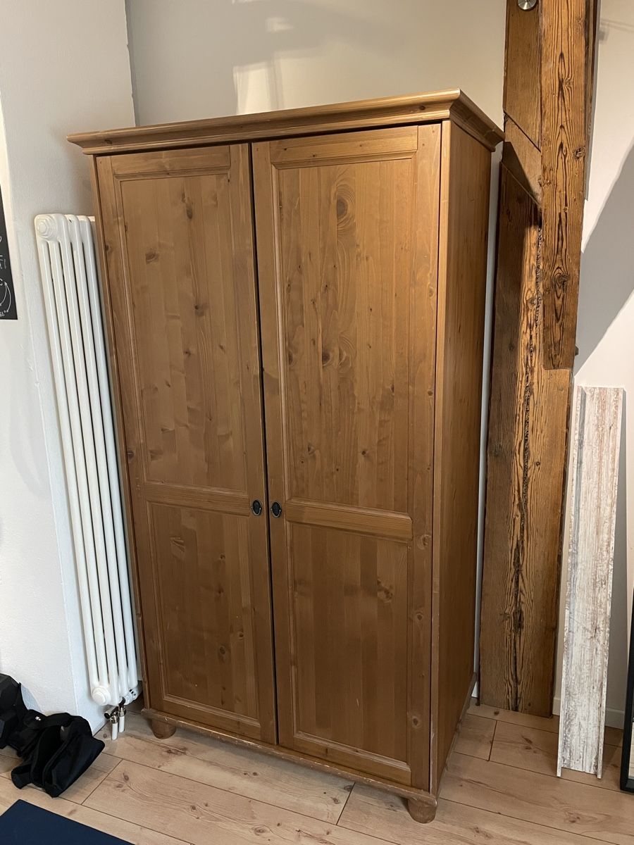 Ikea Schrank braun (Gebraucht) in Trimstein für CHF 30 – nur Abholung auf Ricardo kaufen