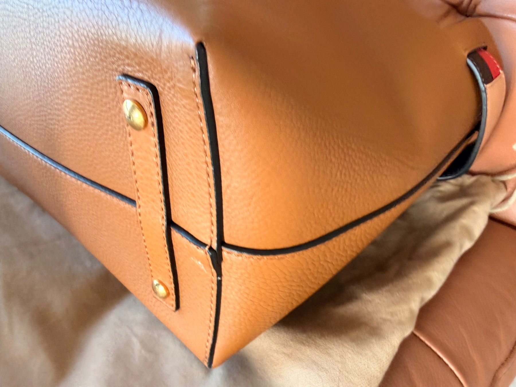 Burberry Borse: Original Burberry Belt Bag Large Farbe Camel – Usato da Würenlos venduto da Ela_73 9