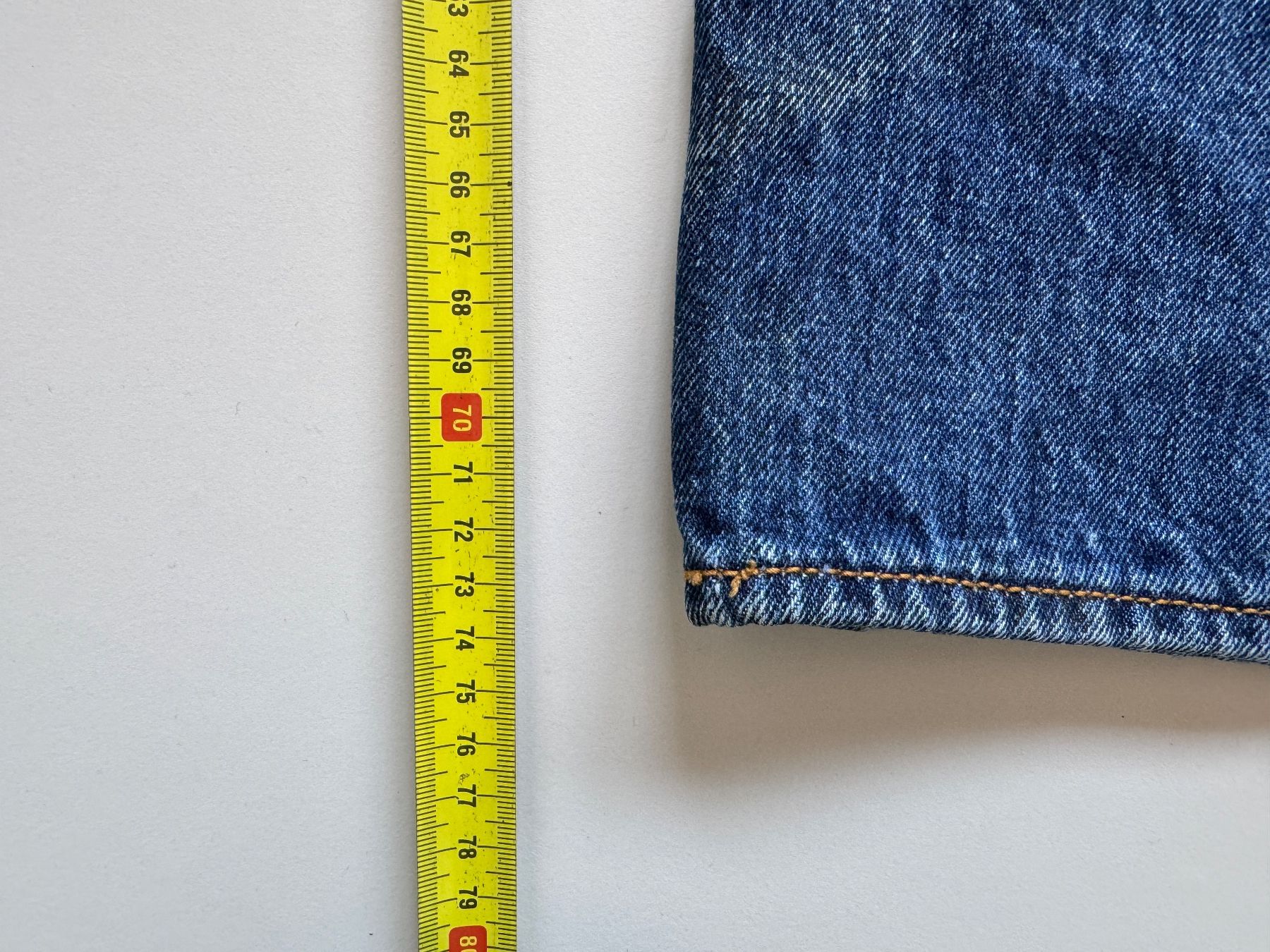 Levi's Jeans: Levis 501 denim W36 L32 from 2016 Red Tab – Usato da Neuchâtel venduto da _Easy_to_Find_ 6