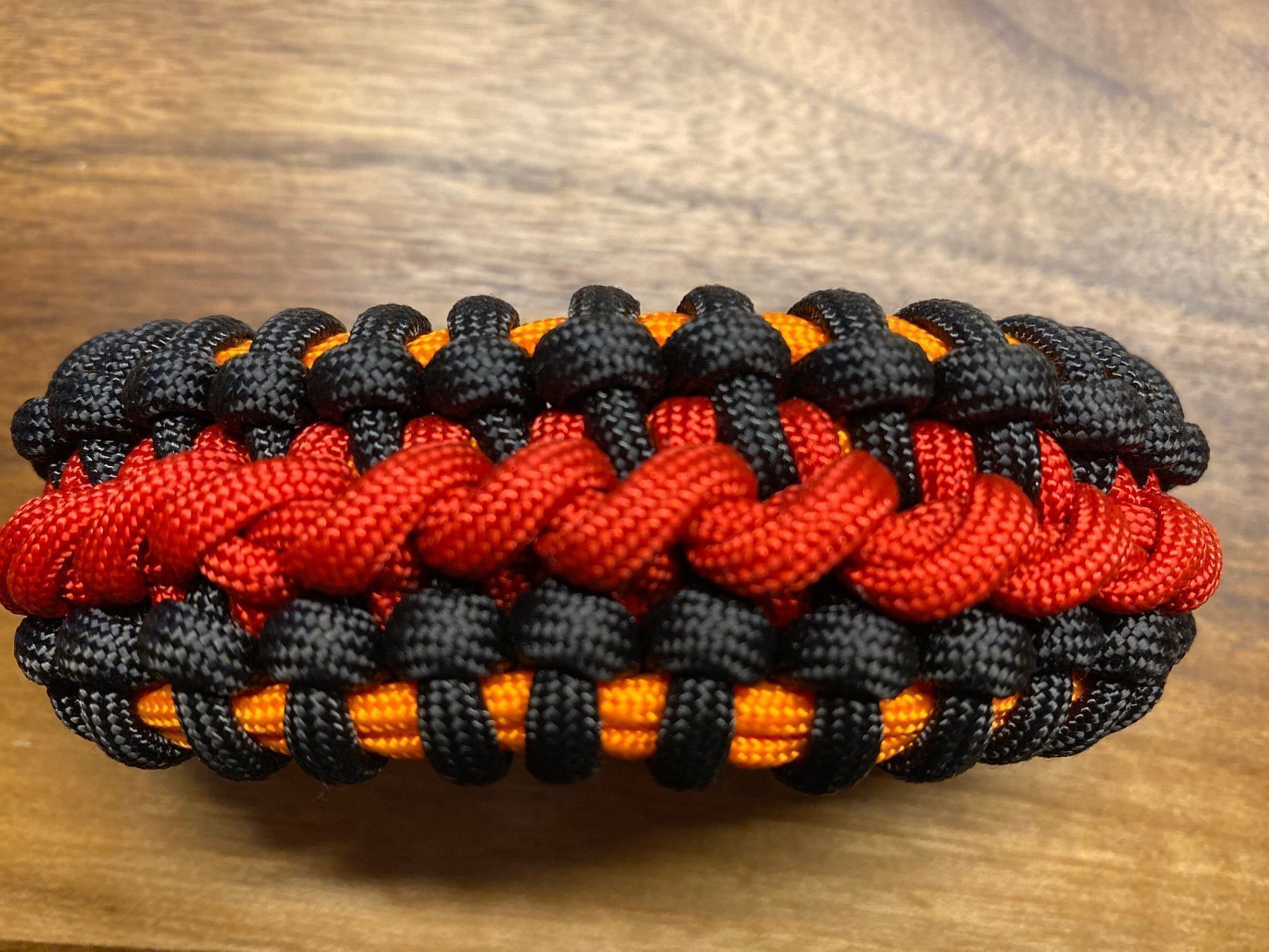Bracciali & Braccialetti: Armband aus Paracord 550 – Nuovo (secondo la descrizione) da Reinach BL venduto da Sdruefenacht