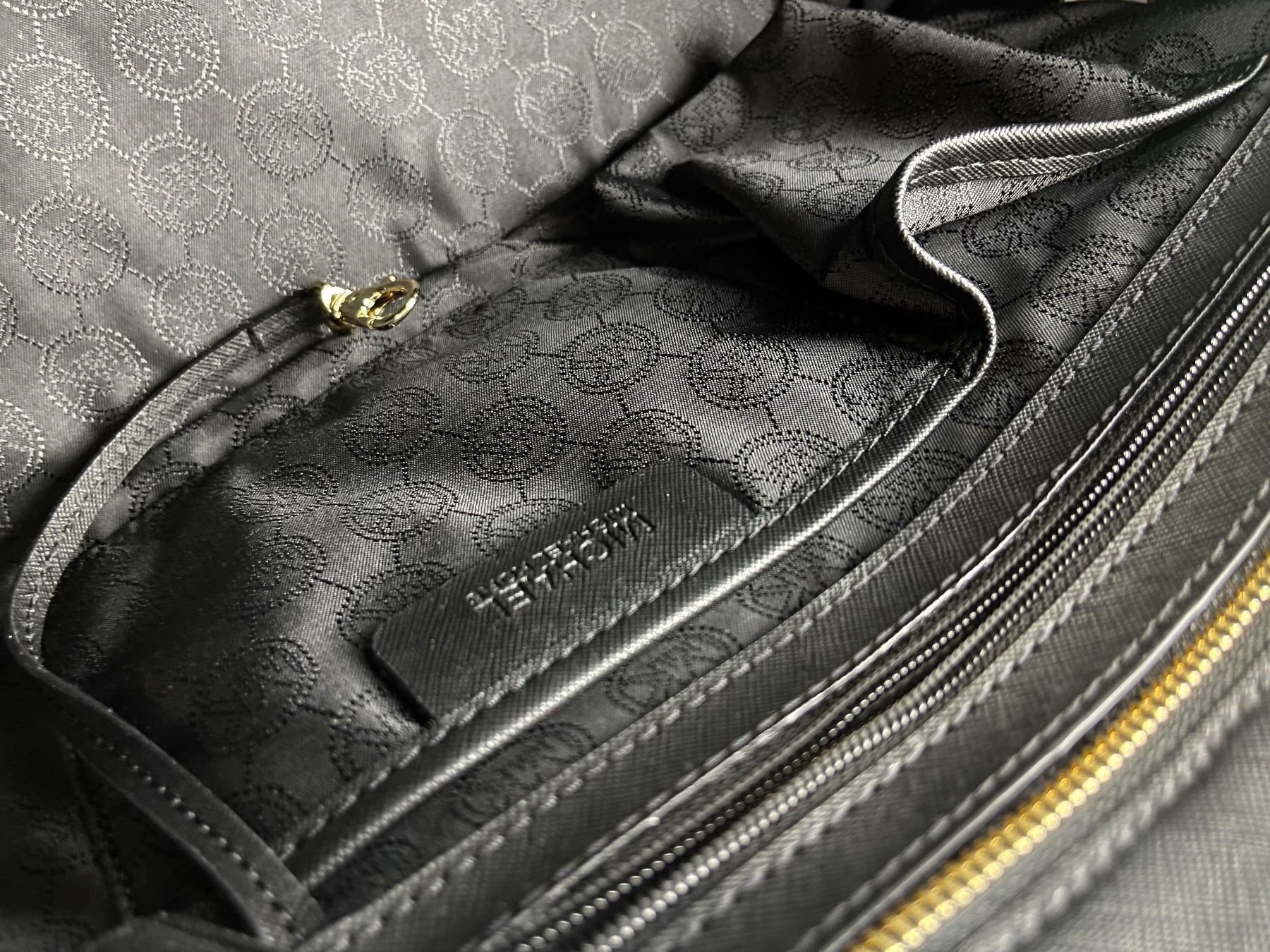 Michael Kors Sacs femmes: Michael Kors Leder Handtasche Schwarz – D'occasion à Neuenhof par pfiffoltra 6