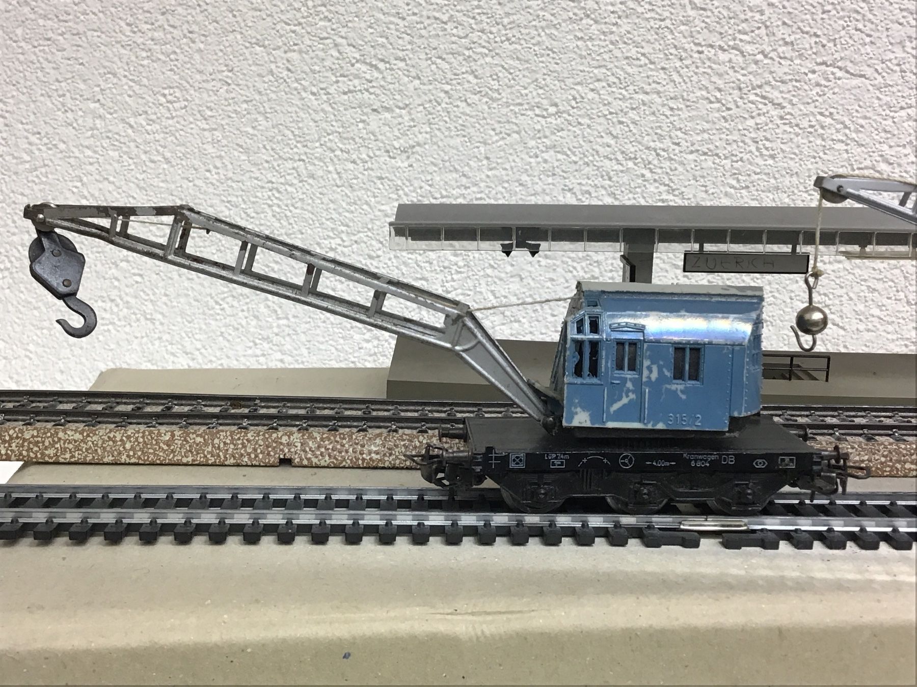Märklin Modellini di ferrovie: Märklin Kranwagen – Usato da Männedorf venduto da Modell-Spezialisten 1