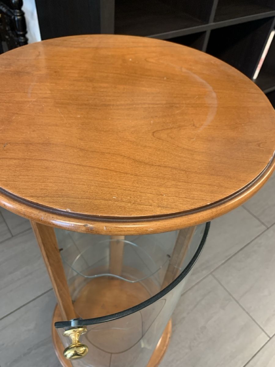 Vetrine: Vitrine ronde cintrée – Usato da Carouge GE venduto da Javier_73 2