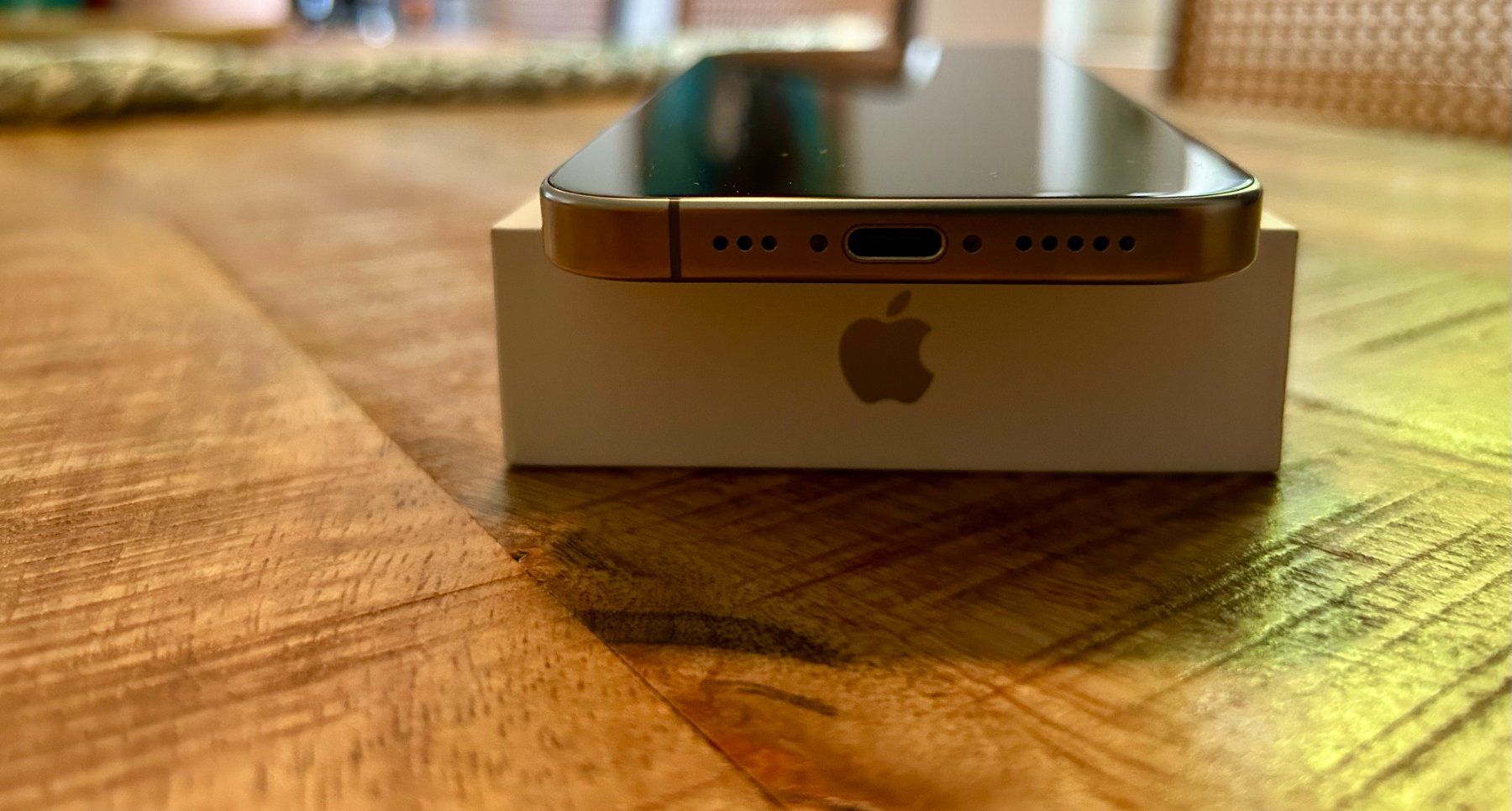 Apple Telefoni cellulari / Smartphones: iPhone 16 Pro 256Gb - Natural Titanium – Usato da Zollikon venduto da alexios86 1