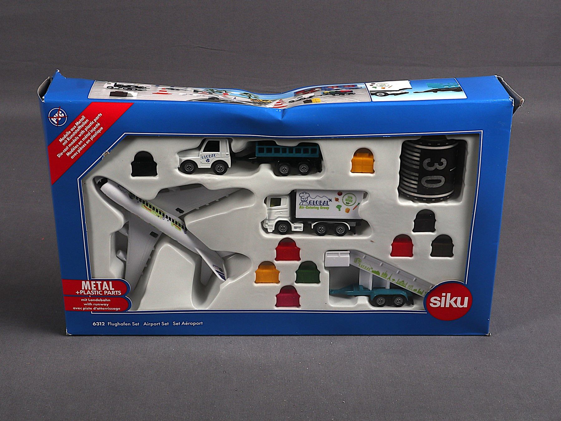 Siku Giocattoli: SIKU Flughafen Set 6312 – Nuovo (secondo la descrizione) da Steinen venduto da Restwert_Steinen 6