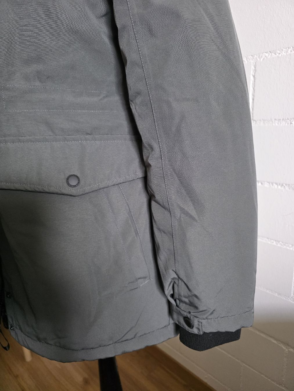 Manteaux: Winterjacke – Neuf (Voir description) à Rüti ZH par car_gl78 2