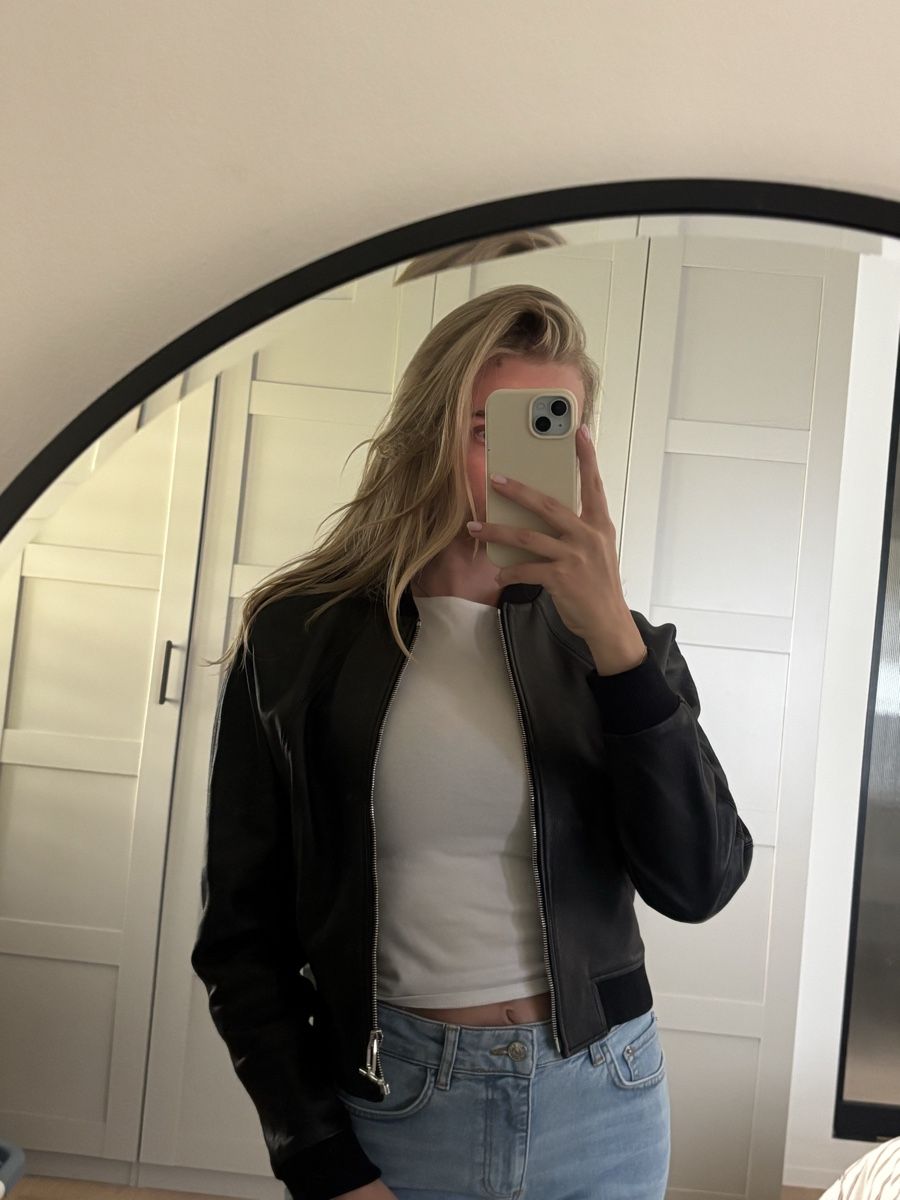 Balenciaga Giacche: Balenciaga Bomber Lederjacke – Usato da Zürich venduto da Summy97