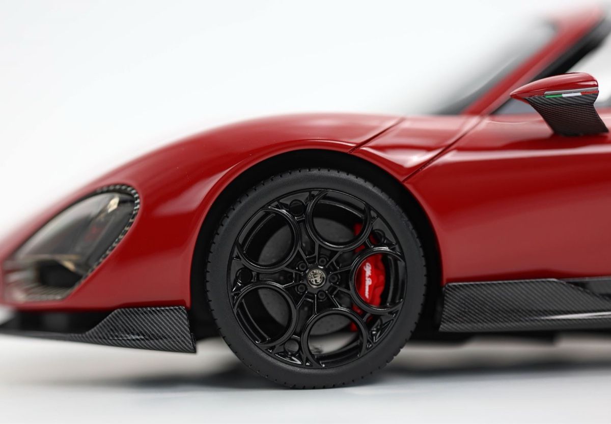 Alfa Romeo Modellini d'auto: ALFA ROMEO 33 STRADALE ROSSO ALFA – Nuovo e nell'imballaggio originale da Bergdietikon venduto da Modell_Cars 5
