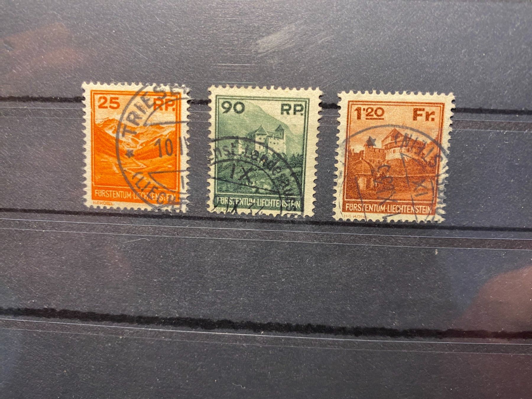 Tutti i francobolli: Liechtenstein 1933 / Znr: 98 - 100 / Gestempelt – Usato da Grand-Lancy venduto da Dany1973