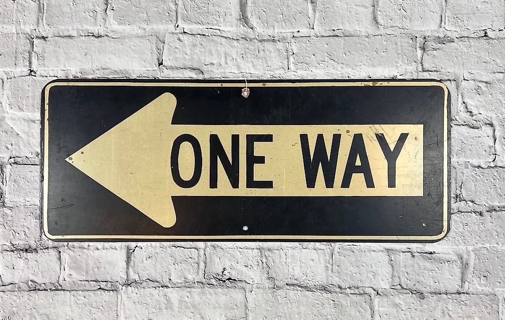 Insegne: Original Strassenschild ONE WAY – Usato da Wangen ZH venduto da Fer1964