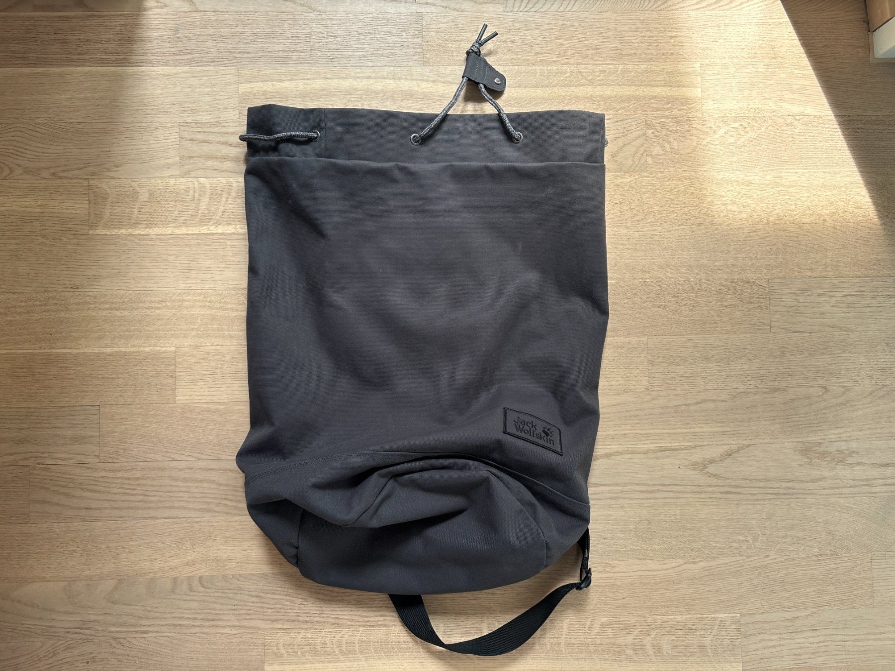 Jack Wolfskin Borse: Jack Wolfskin Seesack zum Umhängen – Usato da Elgg venduto da Jo_Naj