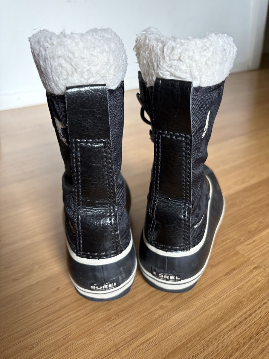 Sorel Chaussures garçon: Bottes Sorel taille 37 – D'occasion à Fribourg par ciboulette2000 1
