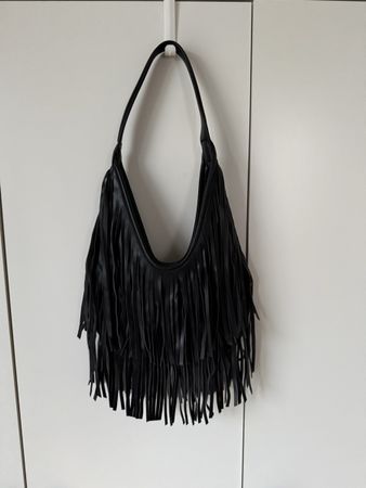 Tasche mit Fransen