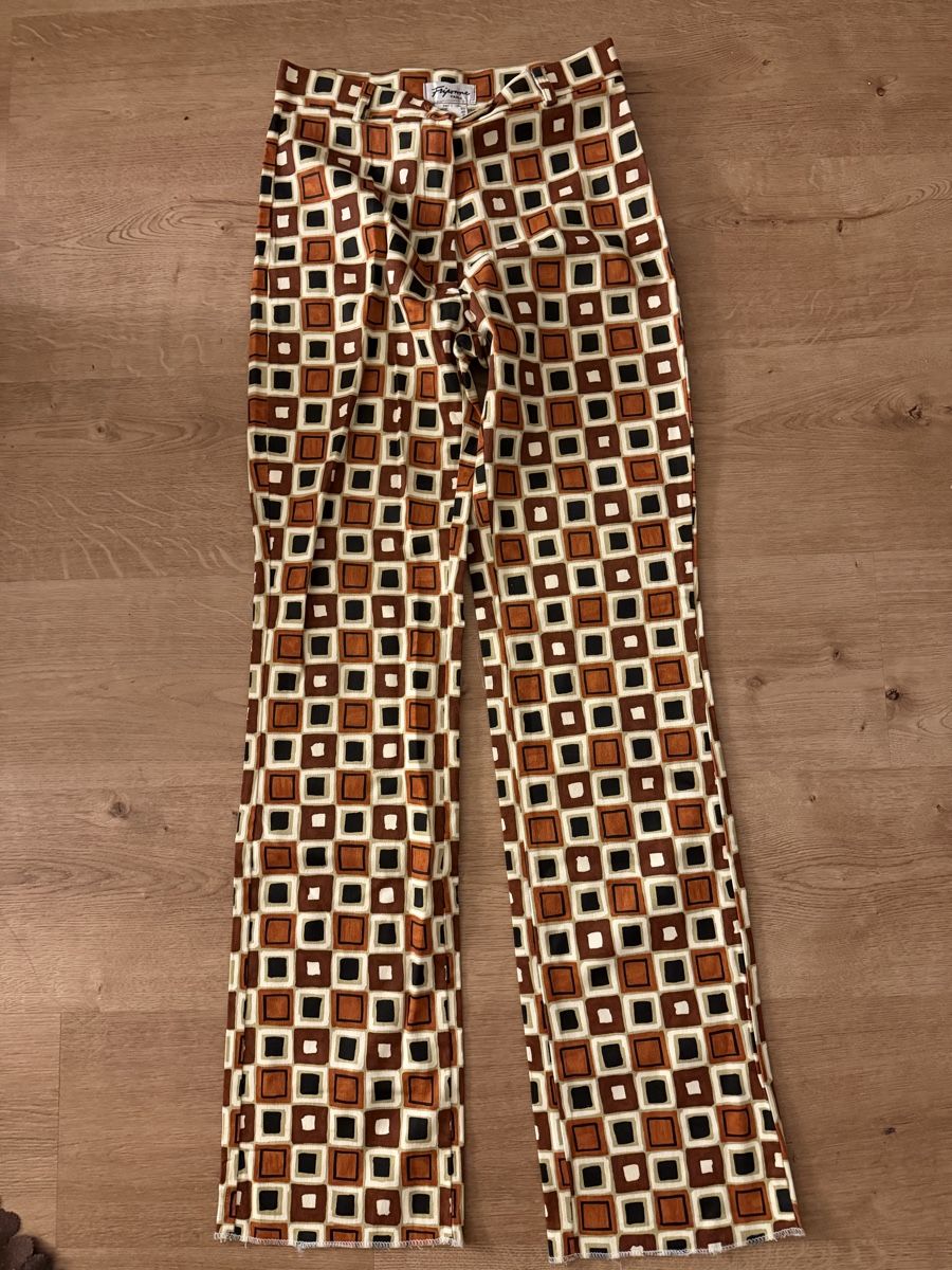 Pantaloni: Vintage Hose Friponne – Usato da Jona venduto da HappyHappyHappyHappy