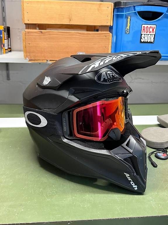 Helme & Visiere: Cross-Helm Top ausgestatet. – Gebraucht aus Gossau SG von nic_v8fz 3