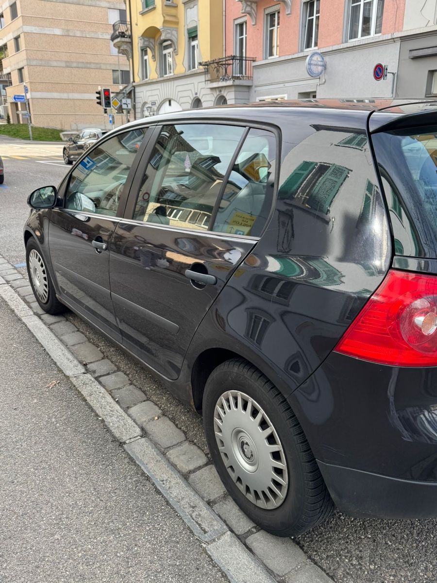 VW Automobili: WV – Usato da St. Gallen venduto da nas_zs7f