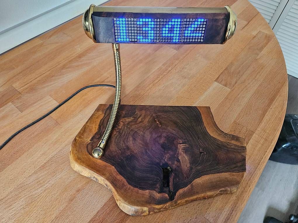 Lampade: LOGO-CLOCK - rustikale, analog-digitale Uhr aus Holz/Messing – Usato da Unterwasser venduto da mic_n5hh 1