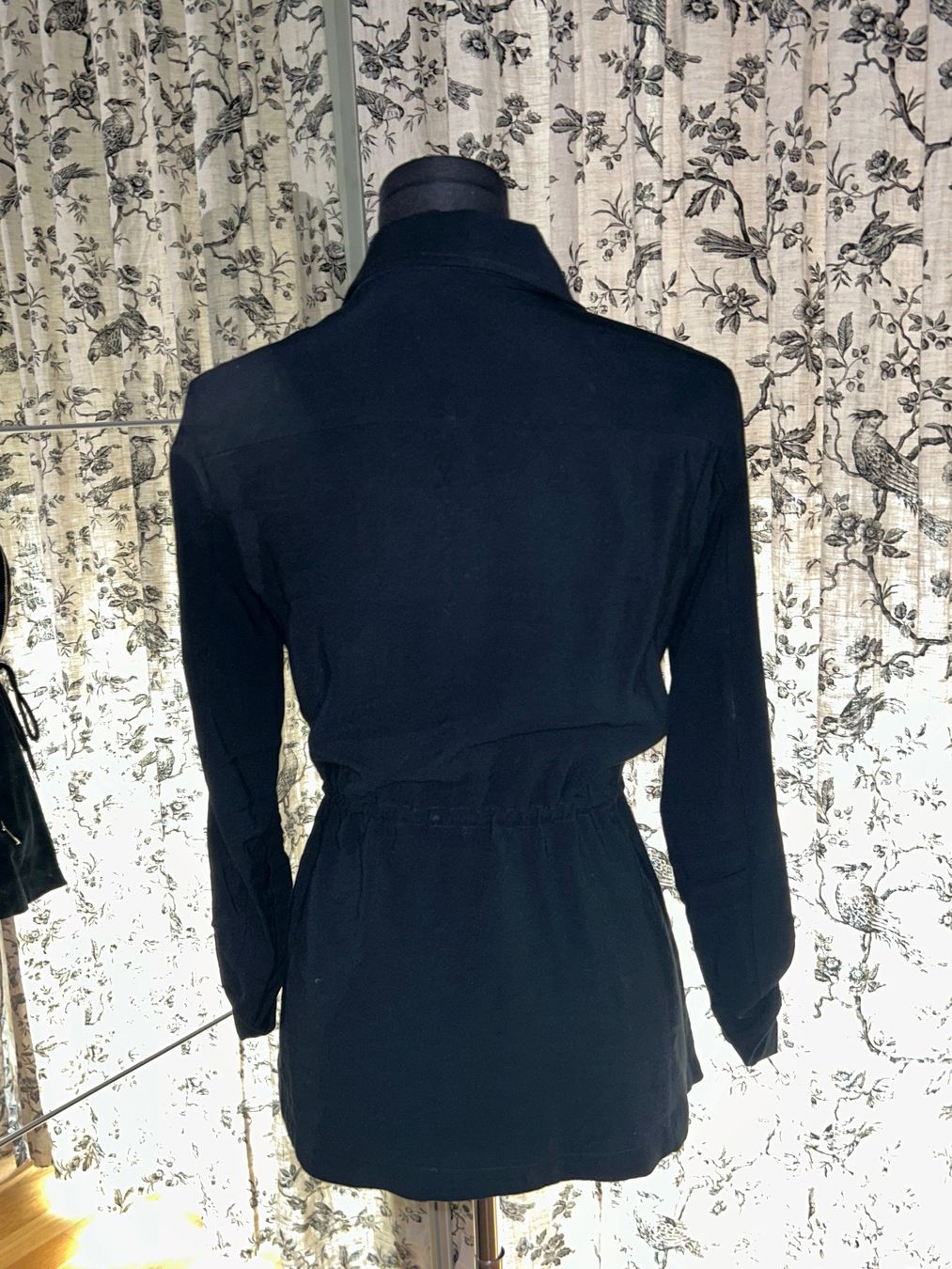 Giacche: JACKE SCHWARZ – Usato da Luzern venduto da Suneha 5