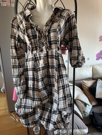 Robe chemise à carreaux Aniston, style bohème chic 36