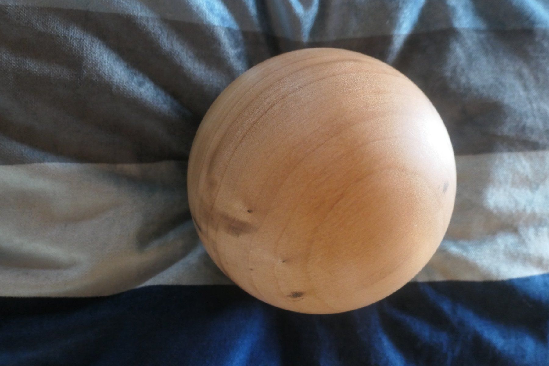 Tutte le decorazioni: Holzkugel Kugel gross – Nuovo e nell'imballaggio originale da Vordemwald venduto da Esel04