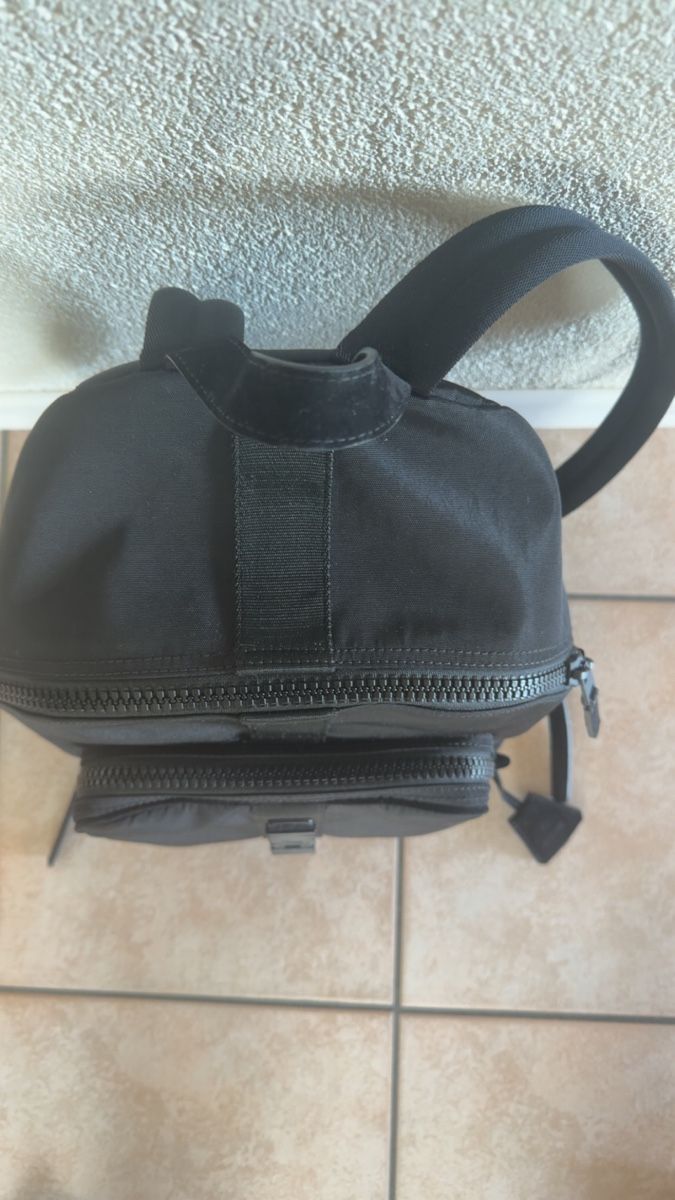 Moschino Zaini: Moschino  – Nuovo (secondo la descrizione) da Grandson venduto da bry_qh2m 5