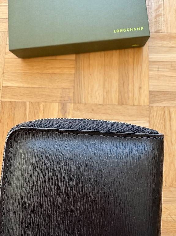 Longchamp Portamonete: Longchamp Portemonnaie schwarz – Usato da Wädenswil venduto da theresa_soph 2