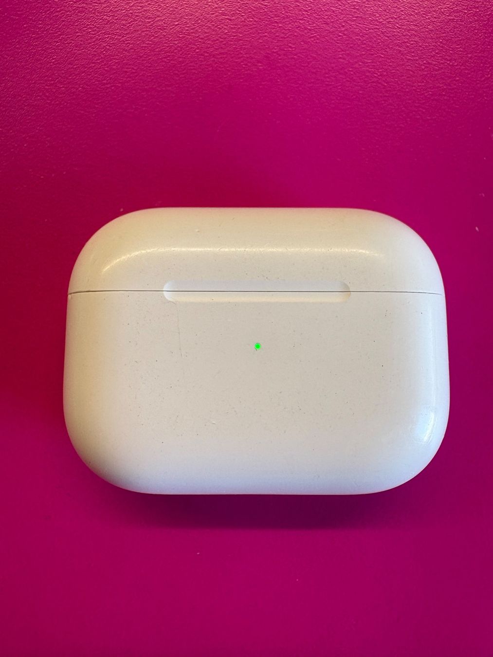 Apple Cuffie: Apple AirPods Pro 2 charging case (A2968). – Usato da Lausanne venduto da Zorrus77 1