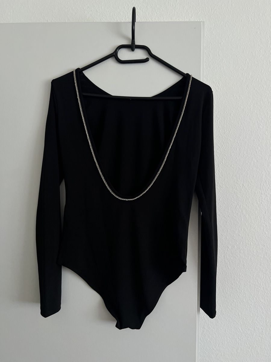 H&M Top: H&M Bodysuit mit Strass Gr. S – Nuovo (secondo la descrizione) da Rothrist venduto da FL_17 2