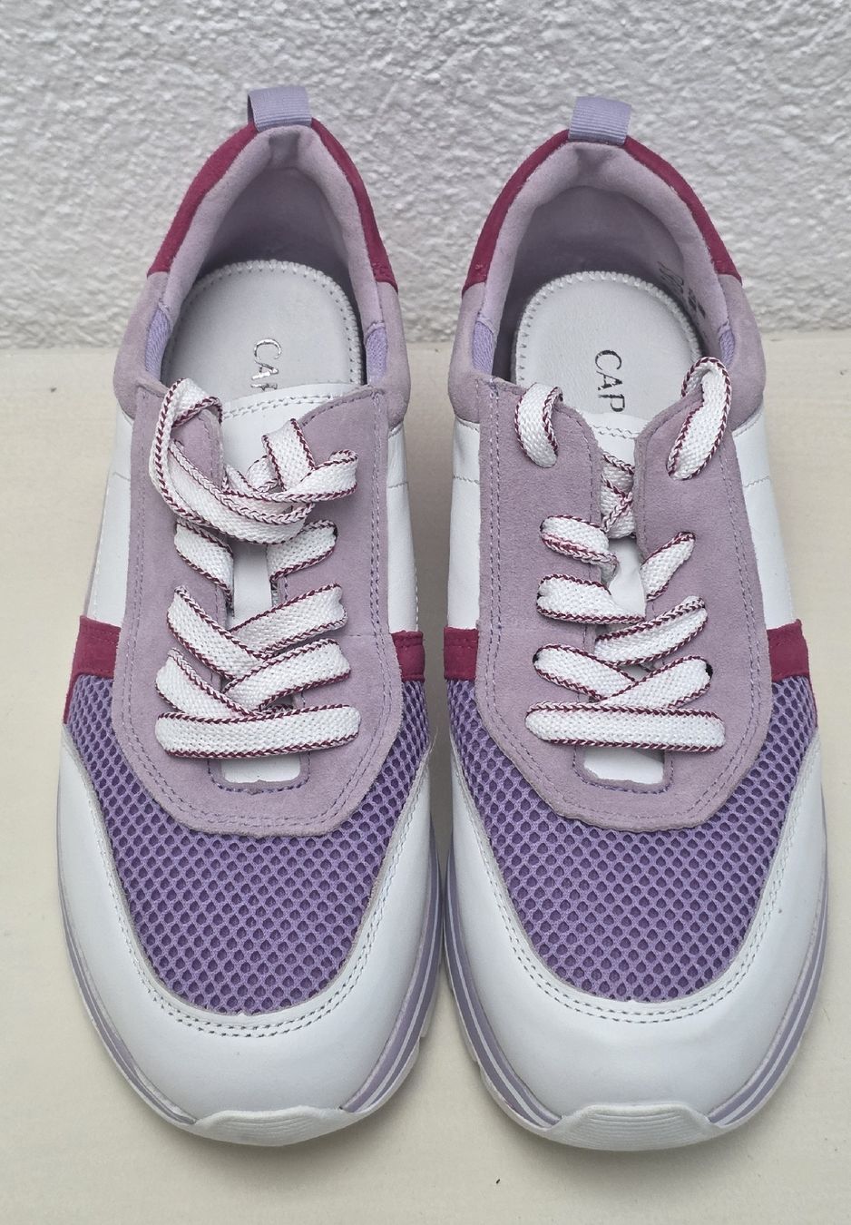 Scarpe da donna: Caprice Sneaker, neuwertig, Gr. 40 – Nuovo (secondo la descrizione) da Rheinsulz venduto da Gilea 2