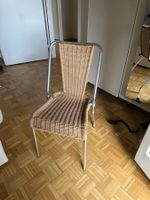 4 Gartenstühle / Terrassenstühle – Metall & Rattanoptik