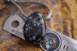 Schnee Obsidian  Tropfen Gelocht–Edelsteinstube Rausverkauf