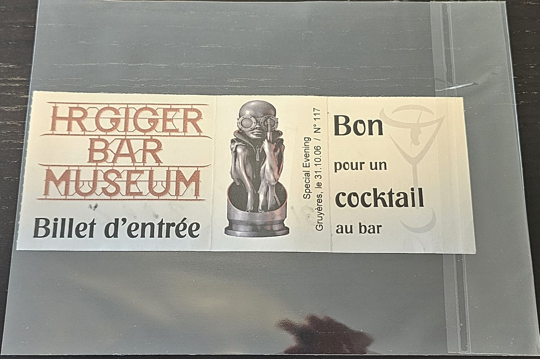 Autografi: Autographe original de H.R. Giger  – Usato da Attalens venduto da YancaR 1
