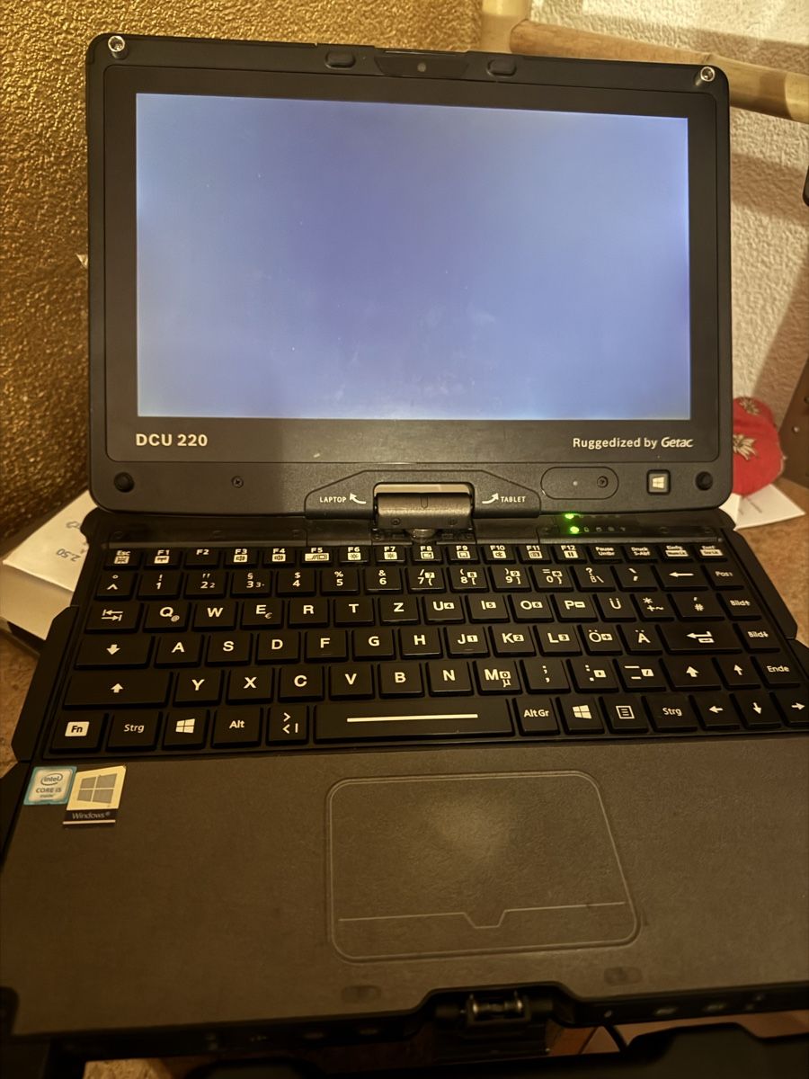 PC: Bosch DCU 220 Ordinateur /tablette – Difettoso da Biel/Bienne venduto da Baol1 1