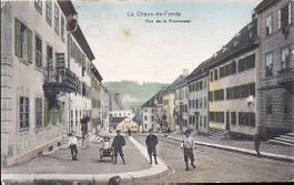 CHAUX - de - FONDS, rue de la promenade en couleur