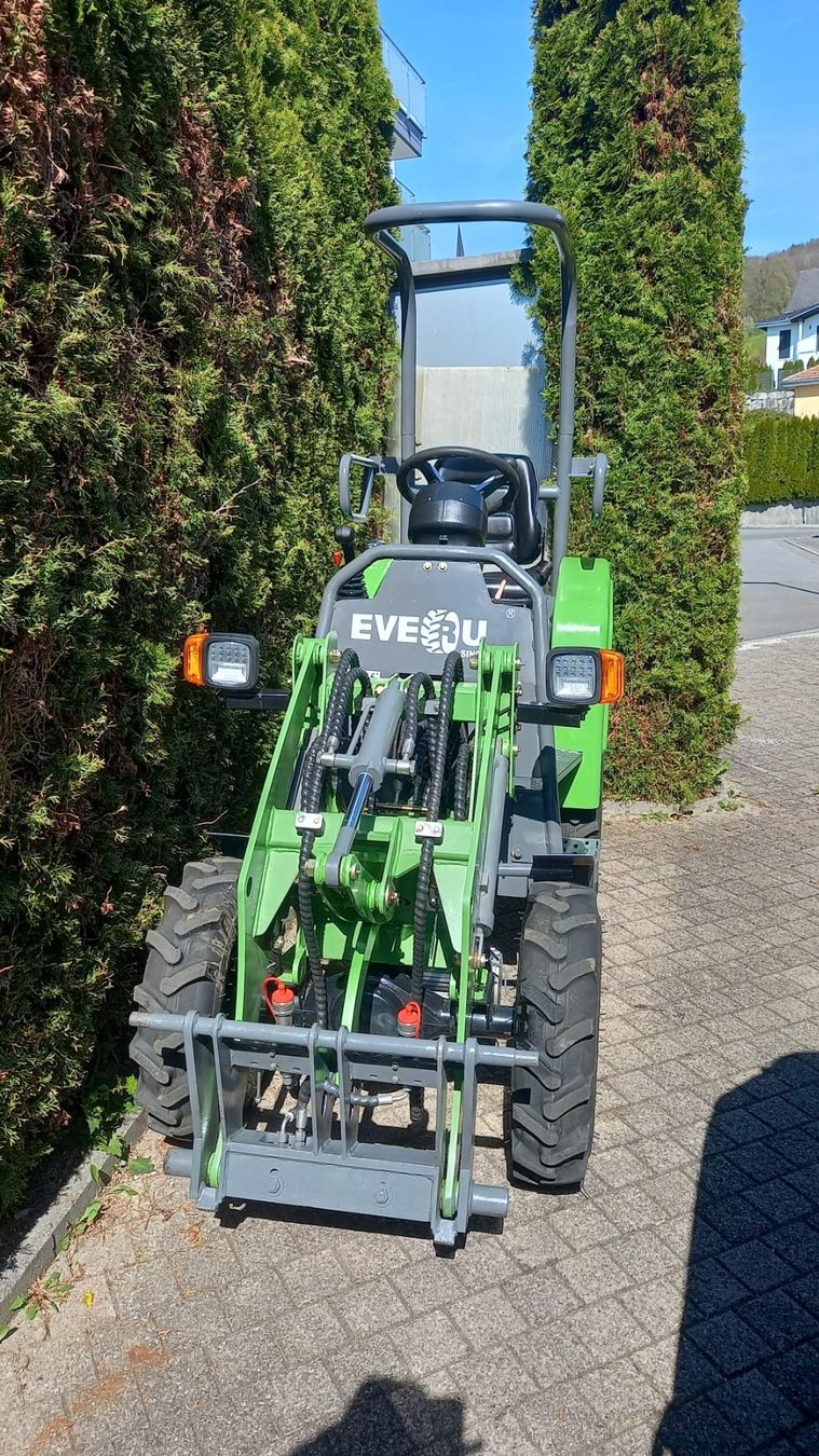 Hoflader: Elektro Pneulader  Hoflader EREL05 mit Garantie" – Neu und originalverpackt aus Kaltbrunn von Lasko77 8