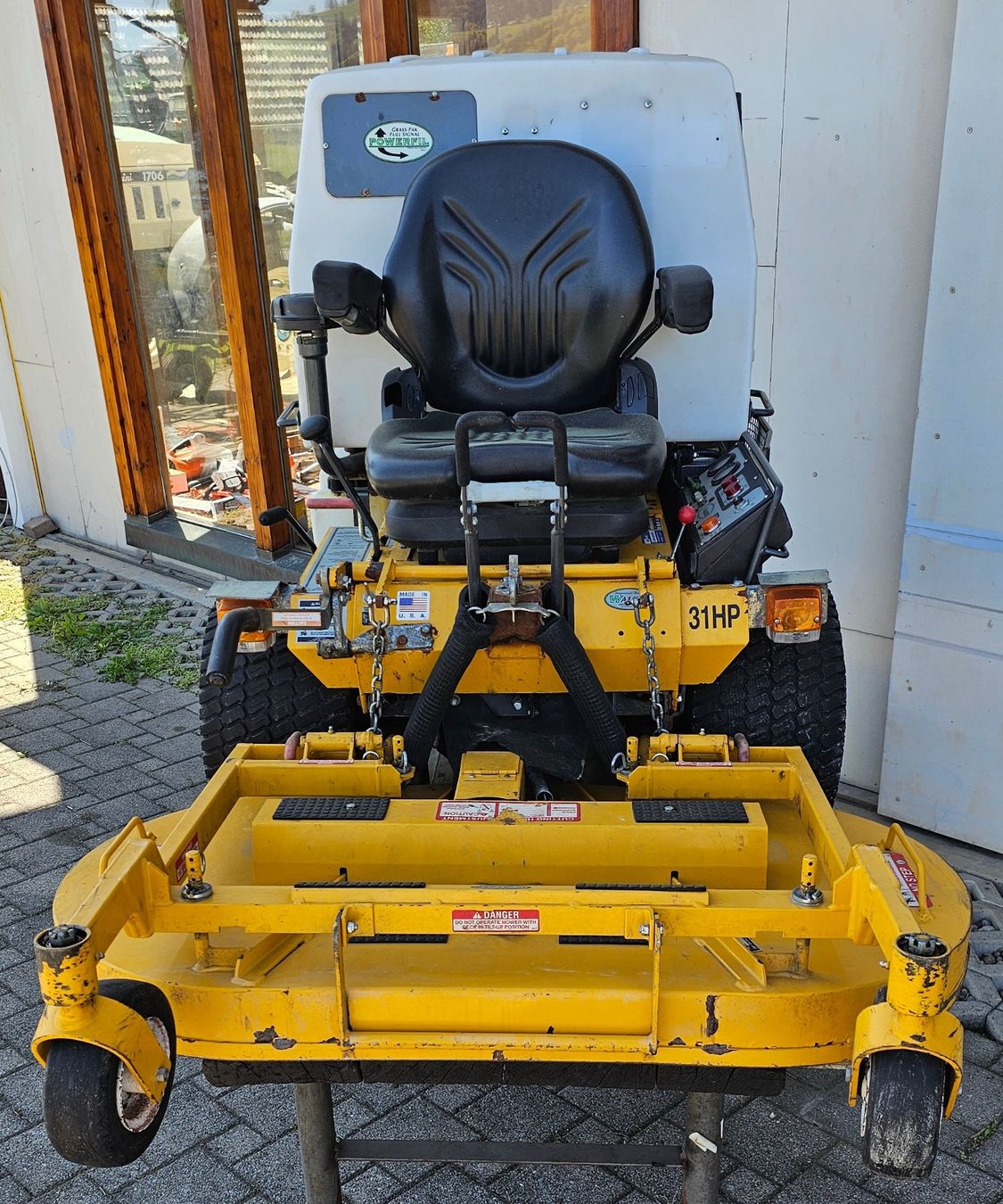 Tondeuses à gazon: Walker Rasentraktor 31PS – D'occasion à Lütisburg-Station par Egli-Landmaschinen 2