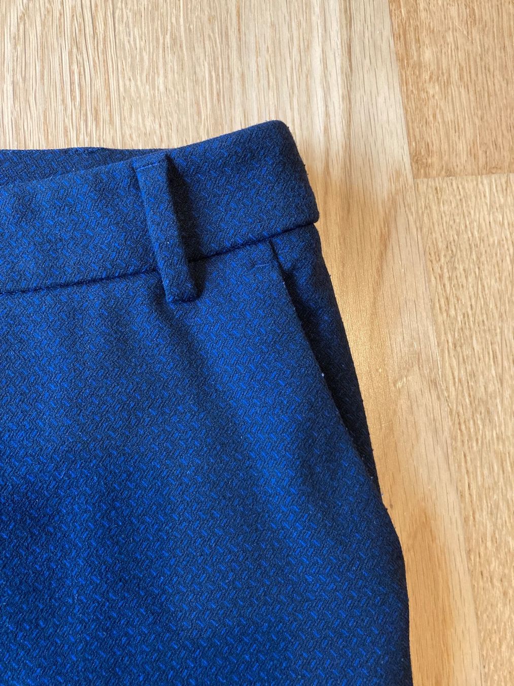 Pantaloni: Dunkelblaue, elegante Hose Gr. 38 – Usato da Stallikon venduto da dotka07 1