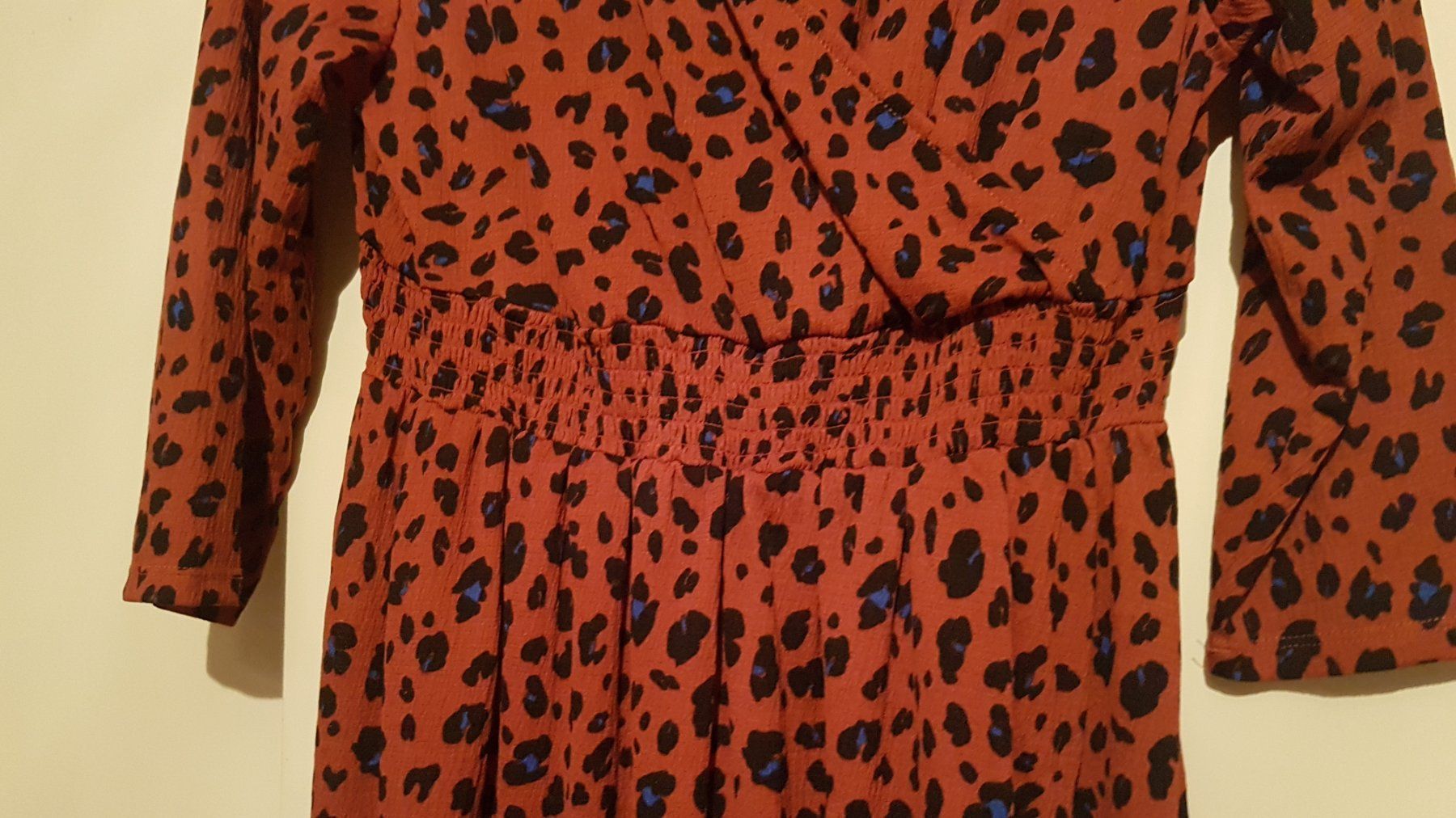 Only Vestiti: Rostbraunes Kleid mit Leomuster – Nuovo (secondo la descrizione) da Oberengstringen venduto da Sheera7 2