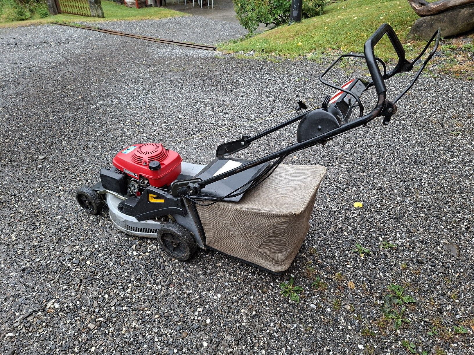Honda Tagliaerba: Rasenmäher Honda mit Radantrieb  – Usato da Wolfhalden venduto da bucher622 1