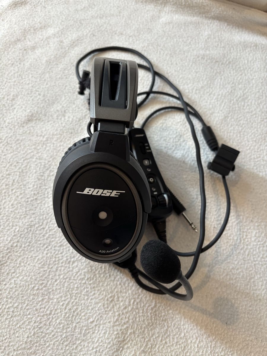 Bose Casques audio: Luftfahrt Headset Bose A20 – D'occasion à Bonstetten par pennywise_1 1